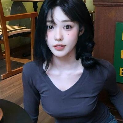 战火中的女神
